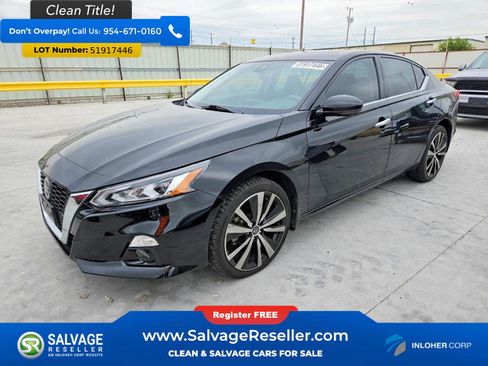 Used 2021 Nissan Altima 2.5 Platinum AWD/4WD image 1