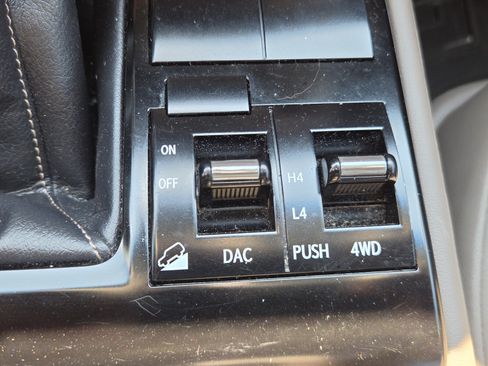 Used 2021 Lexus GX 460 Premium w/ Premium Package AWD/4WD image 24