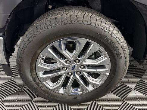 Used 2025 Ford F150 Lariat w/ Equipment Group 501A Mid image 11