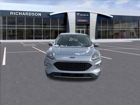 Used 2022 Ford Escape SEL image 8