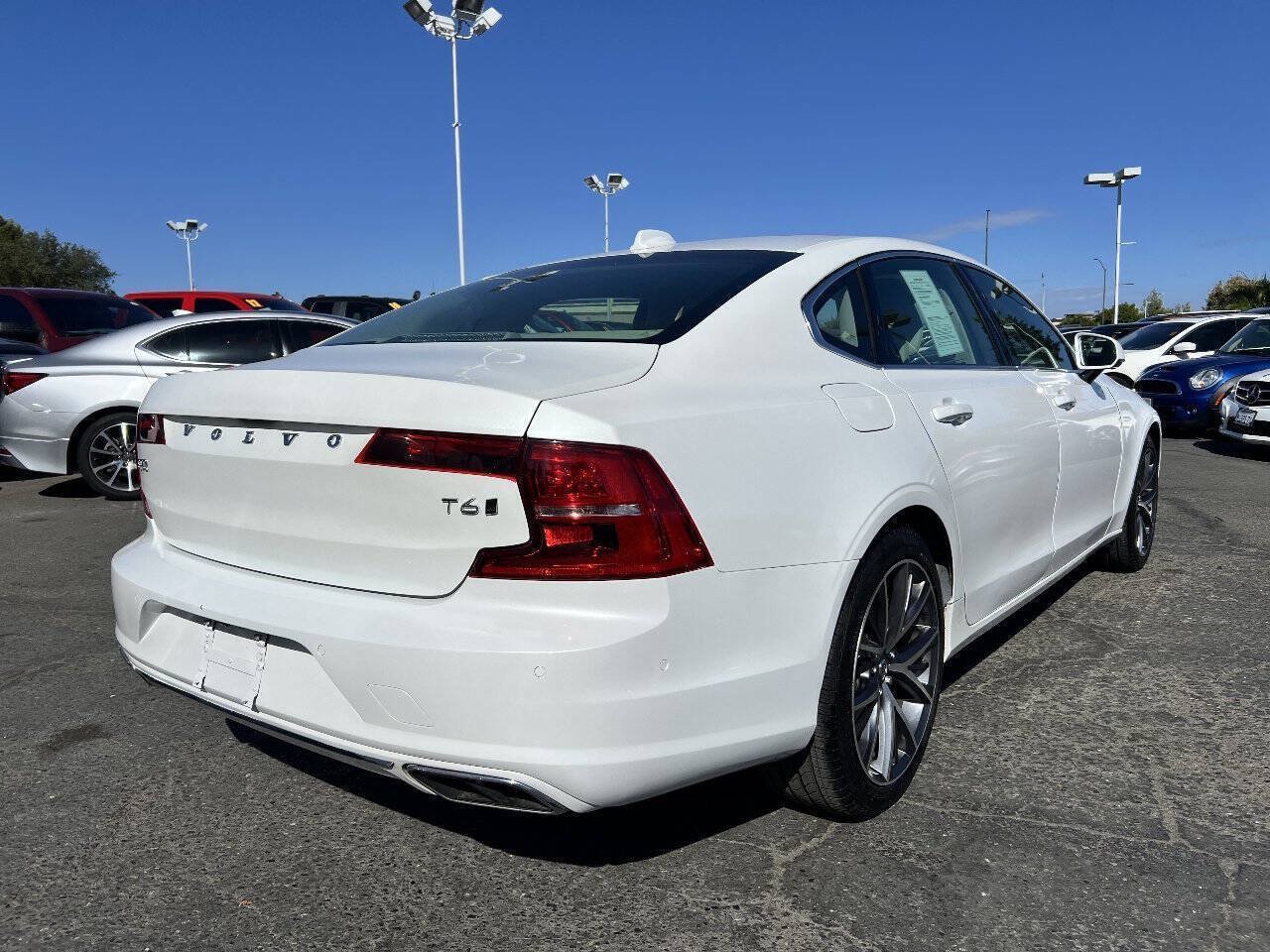 Used 2018 Volvo S90 T6 Momentum w/ Convenience Package AWD/4WD image 7