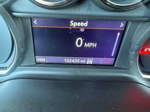 Used 2020 Chevrolet Silverado 1500 LT AWD/4WD image 16
