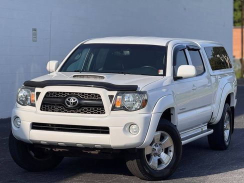 Used 2011 Toyota Tacoma PreRunner w/ TRD Sport Pkg RWD image 1
