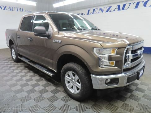 Used 2017 Ford F150 XLT AWD/4WD image 3