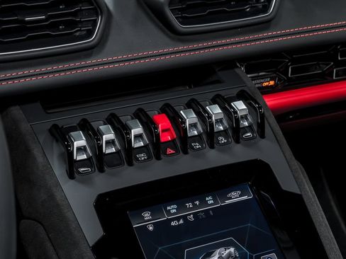 Used 2023 Lamborghini Huracan Tecnica RWD image 25