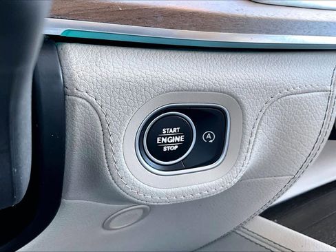 Used 2020 Mercedes-Benz GLE 350 4MATIC image 35