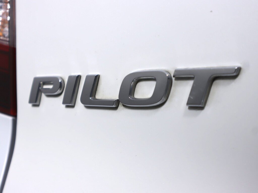 Used 2022 Honda Pilot Sport image 36