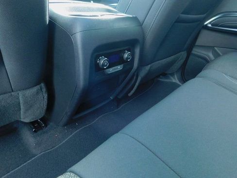 New 2026 Chevrolet Traverse LT w/ Sun and Wheel Package image 23