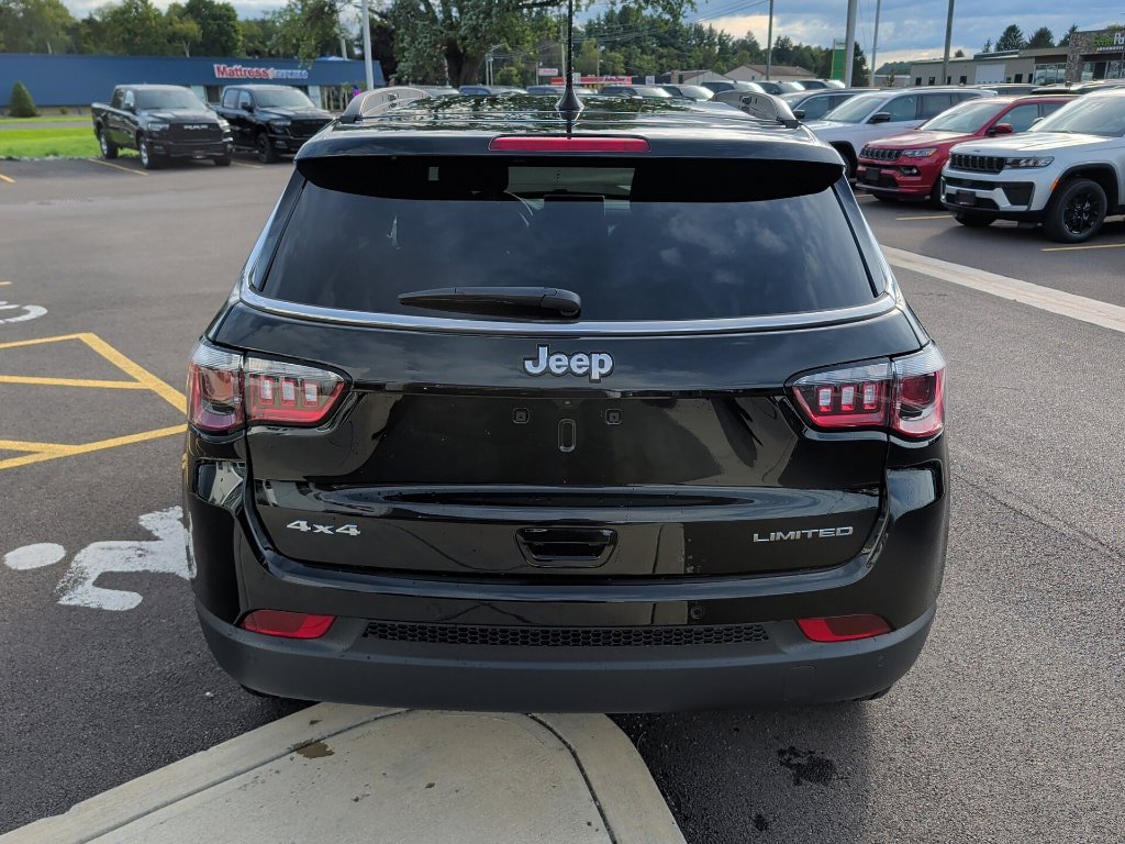 New 2026 Jeep Compass Limited AWD/4WD image 8