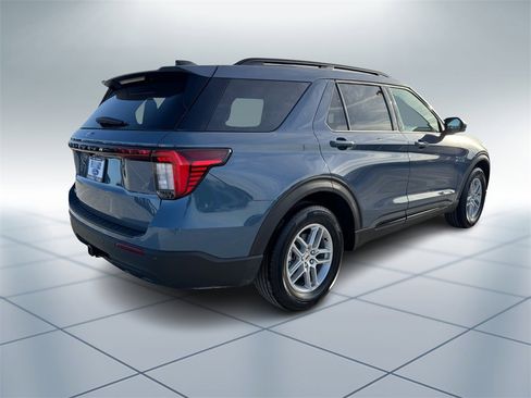 New 2026 Ford Explorer Active image 4