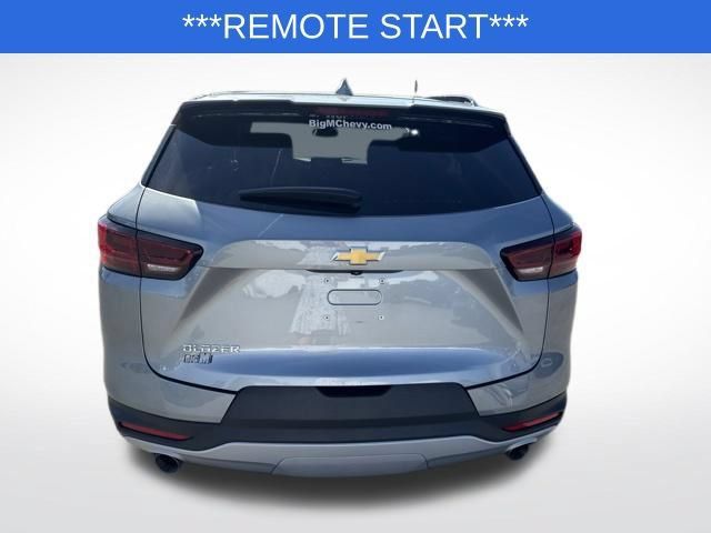 Used 2023 Chevrolet Blazer LT w/ Convenience Package FWD image 4