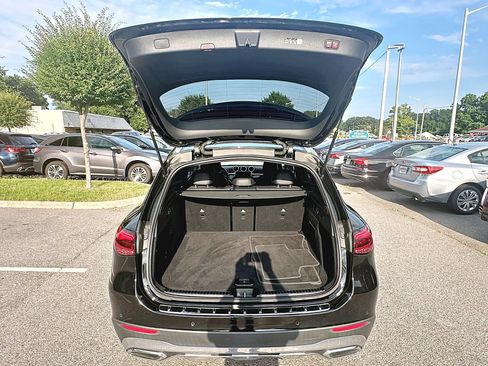 Used 2023 Mercedes-Benz GLC 300 4MATIC image 15