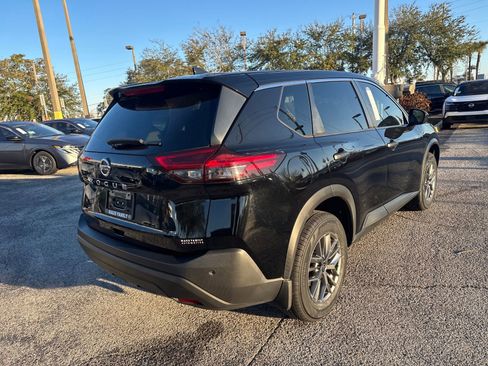 Certified 2021 Nissan Rogue S image 5