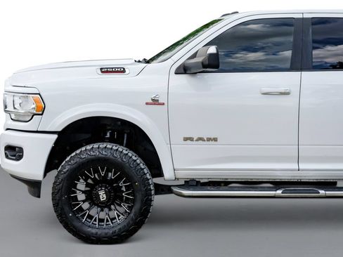 Used 2022 RAM 2500 Big Horn w/ Level 1 Equipment Group AWD/4WD image 11