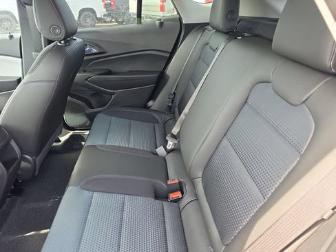 New 2026 Chevrolet Trax LT FWD image 10