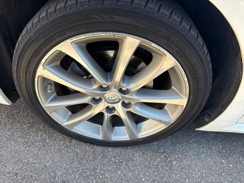 Used 2015 Toyota Avalon XLE Touring FWD image 10