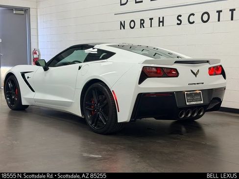 Used 2017 Chevrolet Corvette Stingray Coupe RWD image 6