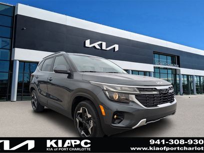 Certified 2025 Kia Seltos EX