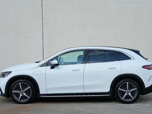 Used 2023 Mercedes-Benz EQE 500 4MATIC SUV w/ Exclusive Trim Package image 46