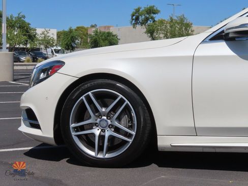 Used 2014 Mercedes-Benz S 550 4dr Sdn S 550 RWD w/ Sport Package image 21