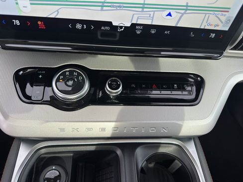 Used 2025 Ford Expedition Max Active image 23