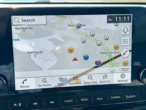 Used 2023 Nissan Pathfinder SL image 15