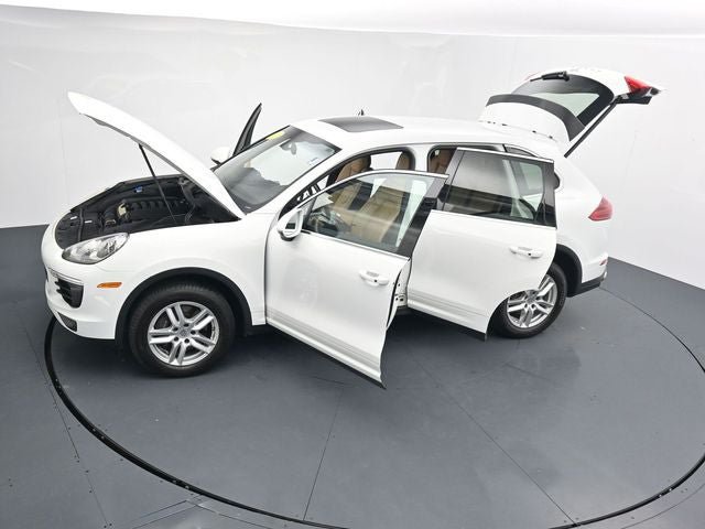 Used 2018 Porsche Cayenne AWD/4WD image 41