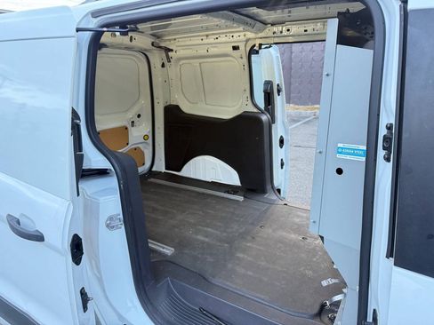 Used 2016 Ford Transit Connect XL FWD image 16