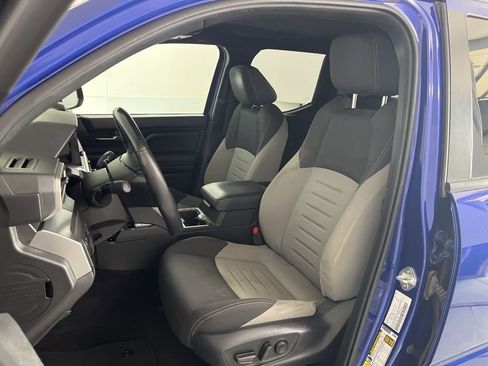 Used 2024 Toyota Tacoma TRD Off-Road w/ TRD Off Road Upgrade Package AWD/4WD image 17