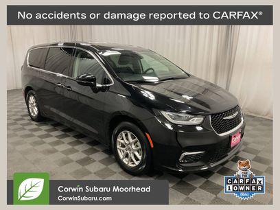 Used 2024 Chrysler Pacifica Touring-L