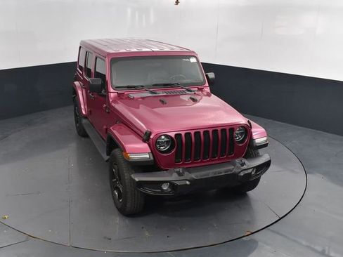 Used 2021 Jeep Wrangler Unlimited Sahara image 32