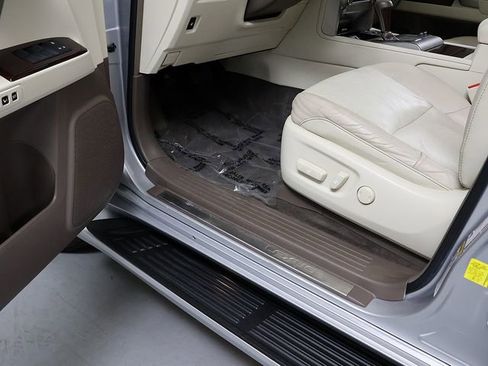 Used 2019 Lexus GX 460 Premium w/ Premium Package AWD/4WD image 27