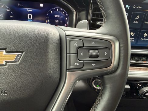 Used 2024 Chevrolet Silverado 1500 LT w/ Leather Package AWD/4WD image 18