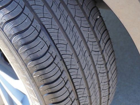 Used 2021 Jaguar F-PACE S image 12