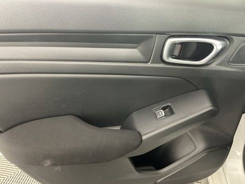 Used 2023 Honda Civic Sport image 9