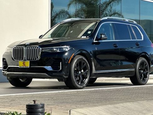 Used 2020 BMW X7 xDrive40i w/ Parking Assistance Package image 7