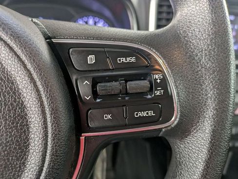 Used 2018 Kia Sportage LX AWD/4WD image 20