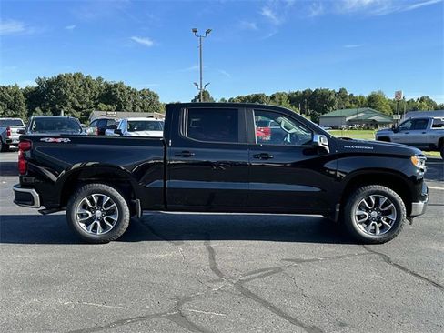 New 2026 Chevrolet Silverado 1500 LT image 2