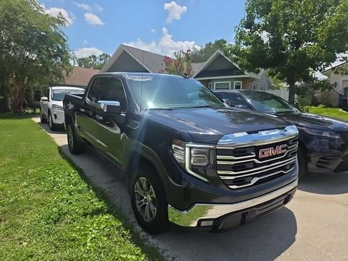 Used 2025 GMC Sierra 1500 SLT RWD image 2