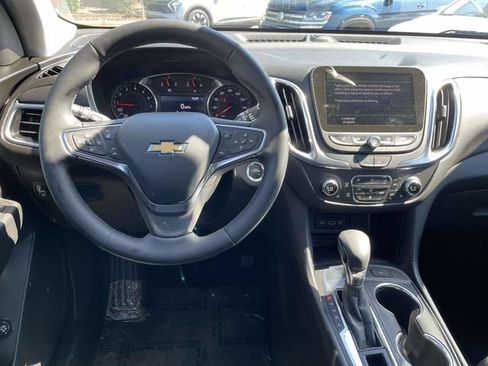 Used 2024 Chevrolet Equinox LT FWD image 13