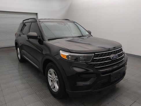 Used 2020 Ford Explorer XLT image 13