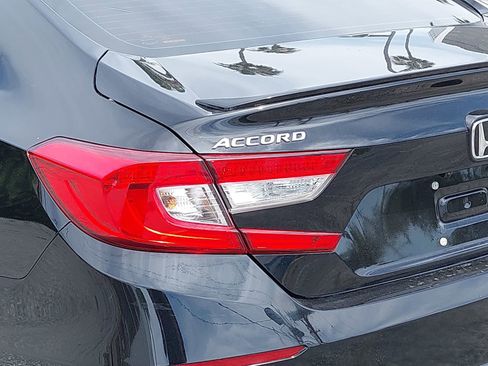 Used 2022 Honda Accord Sport image 11