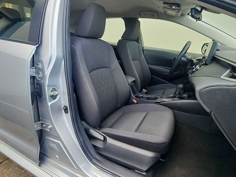 Used 2023 Toyota Corolla LE image 26