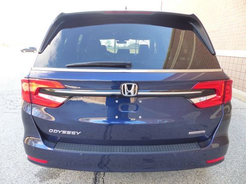 Used 2024 Honda Odyssey Touring image 8