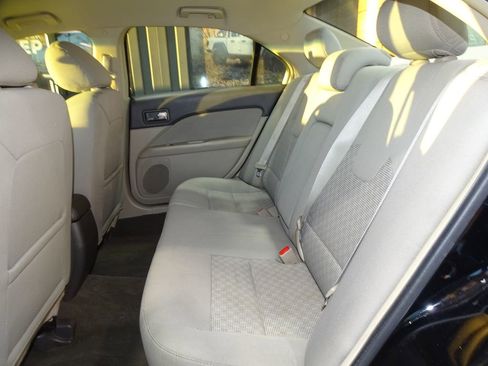 Used 2012 Ford Fusion SE image 10