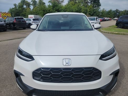 Used 2026 Honda HR-V LX image 2