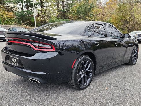 Used 2022 Dodge Charger SXT w/ Blacktop Package image 25