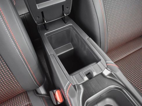 New 2026 Nissan Kicks SR w/ Illumination Package FWD image 24