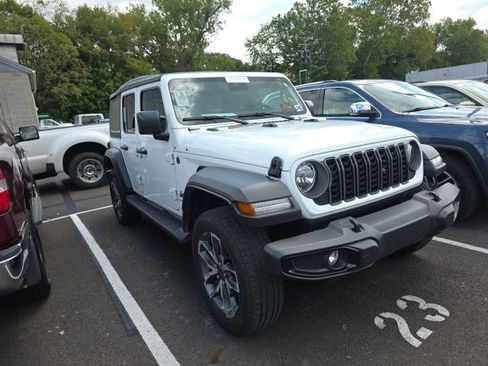 Used 2025 Jeep Wrangler Unlimited Sport S 4xe w/ Convenience Group AWD/4WD image 14
