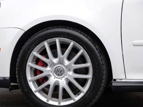 Used 2007 Volkswagen GTI 4-Door FWD image 41